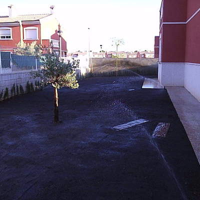 jardin terminado,riego por aspersion.