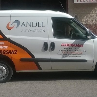 Vinilo en furgoneta