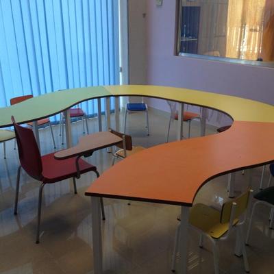 MOBILIARIO ESCOLAR