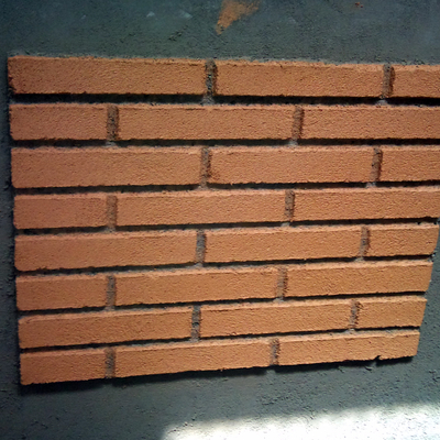 monocapa imitación ladrillo visto con fondeado