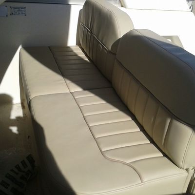 Realizacion y tapizado asiento barco