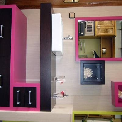 MUEBLE MODELO MILAN REMETIDO, ACABADO WENGUE Y ROSA