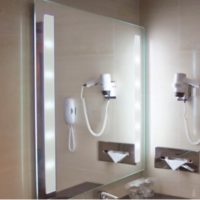 Baño con espejo