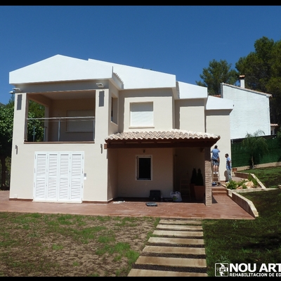 NOU ART Chalet rehabilitado con Cotegran Decor Base Parex