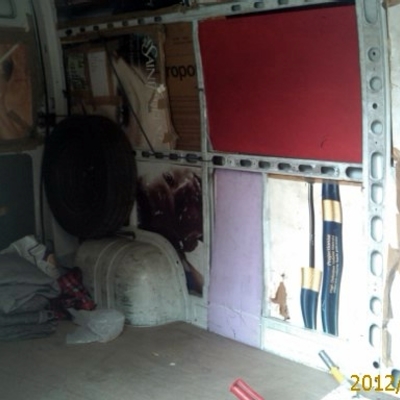 nuestros furgones y mantas para protejer sus muebles