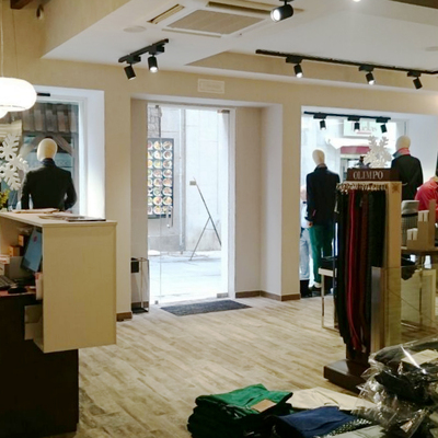 Interior Tienda Moda hombre Rasil en Ávila