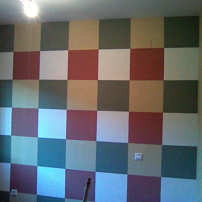 pared pintada a cuadros