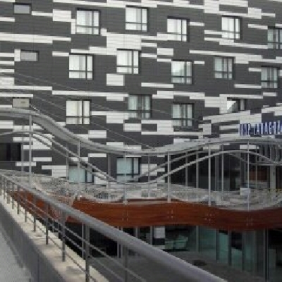 Pasarela hotel Tryp Zaragoza