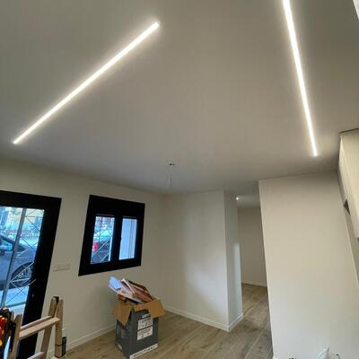 Tira led empotrada