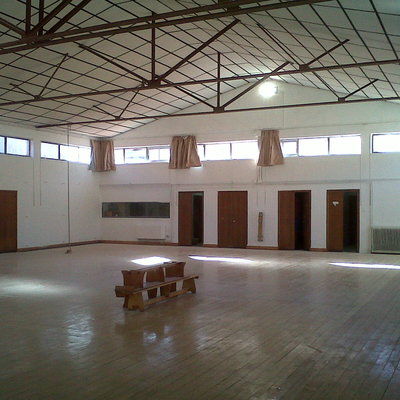 Pintura en gimnasio cubierto