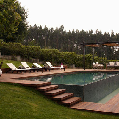 Piscina Moderna