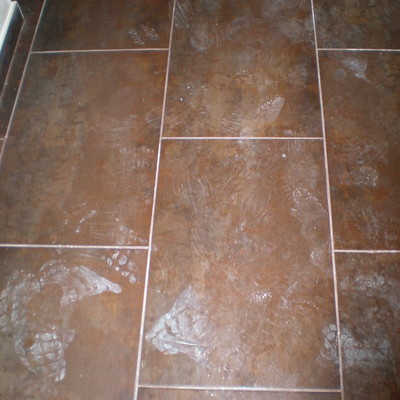 PORCELANICO EN SUELO  DE COCINA(LUANCO)