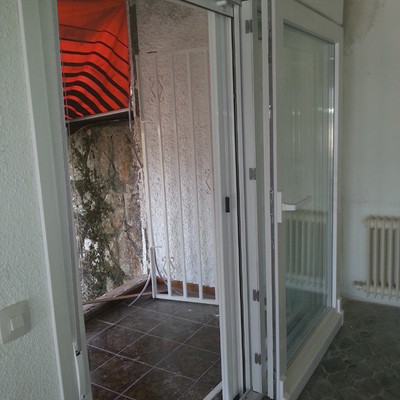 PUERTA DE PVC  EN COLOR BLANCO