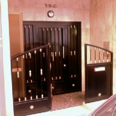 Puerta de Comunidad