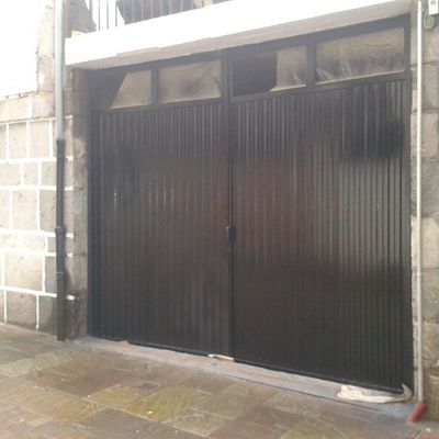 Puerta de dos Hojas.