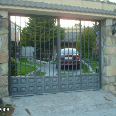 PUERTA ENTRADA