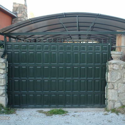 PUERTA ENTRADA