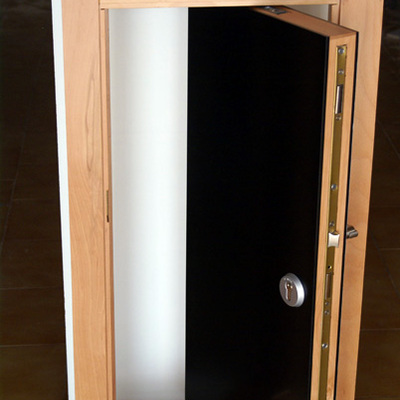puerta pivotante acorazada