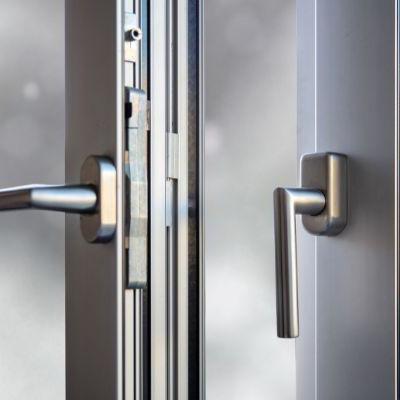 Puertas de aluminio y PVC