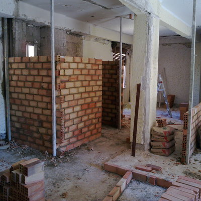 Reforma Integral de vivienda en calle Manuel Siurot 3, Bloque 2 Pisos 2-5
