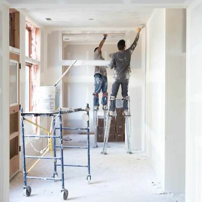 Reparación de paredes y pintura interior en Sevilla