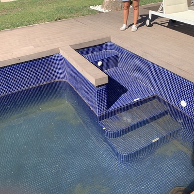 PISCINA DEGRADADA
