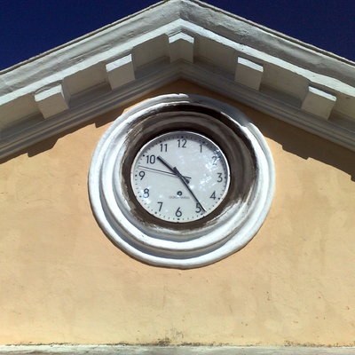 reloj escuela esubo