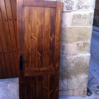 Rústico. Javier Latorre.