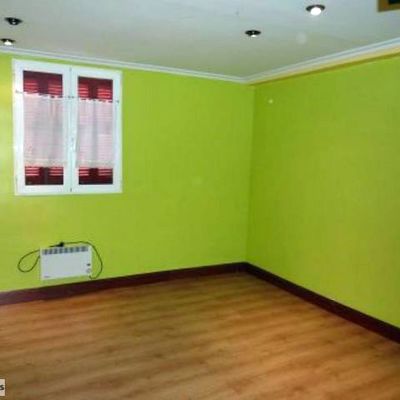 salon de un piso en zaragoza