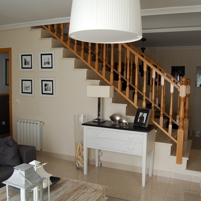 Salón vista escalera