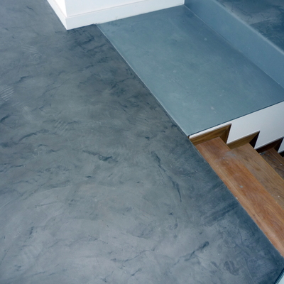 suelo microcemento en vivienda