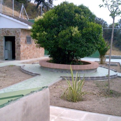 SUELO Y DECORACION JARDIN