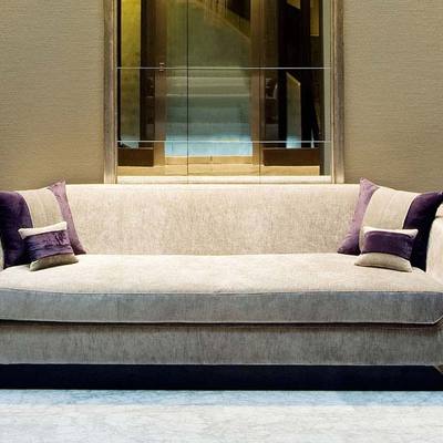 Tapizado de Sofa en Lobby Hotel