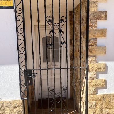 PUERTA ESTILO FORJA