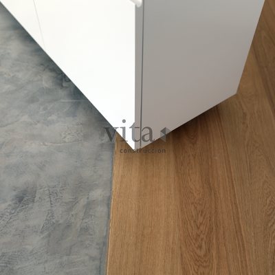 Detalle encuentro suelo