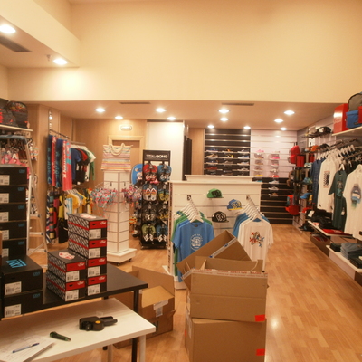 Comercio de ropa en Centro Comercial