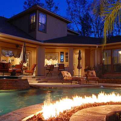 OUTDOOR