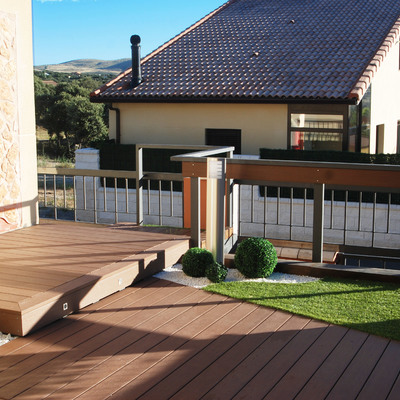 Gran terraza volada. Chalet Segovia. (2011)