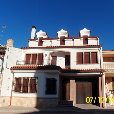 vivienda con canalon