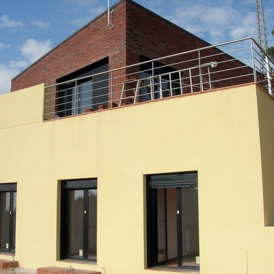 VIVIENDA EN EL BRUC