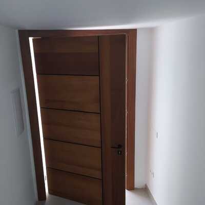 Puerta Pivotante