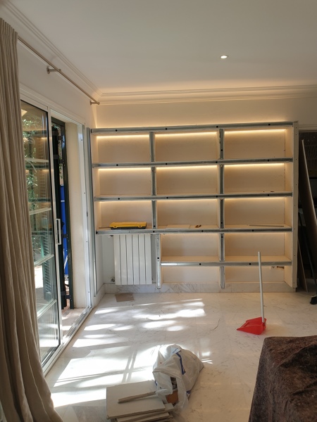Foto: Construyendo Baldas para Estanterías con Luz Tiras Led de ...