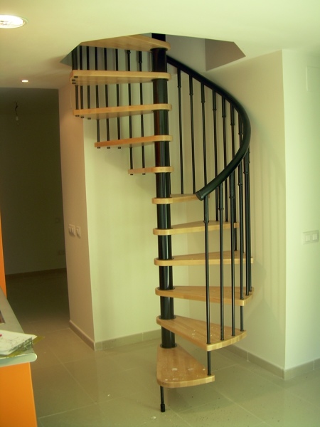 ESCALERA DE CARACOL