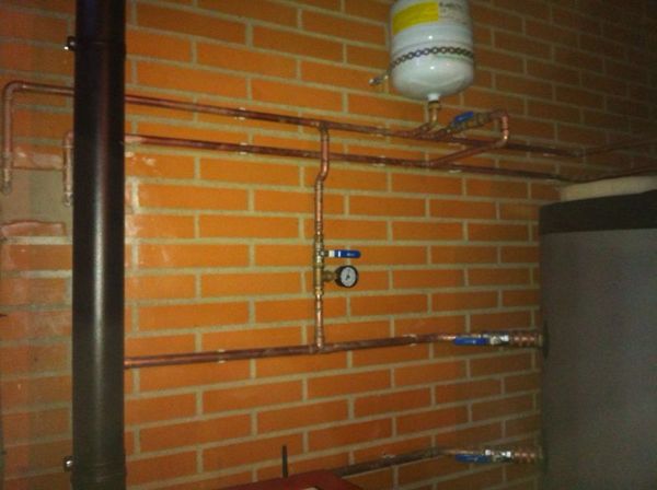 Instalación caldera de biomasa