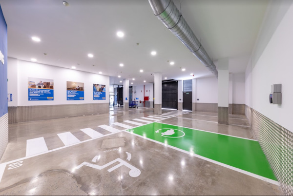 Zona Parking Bluespace