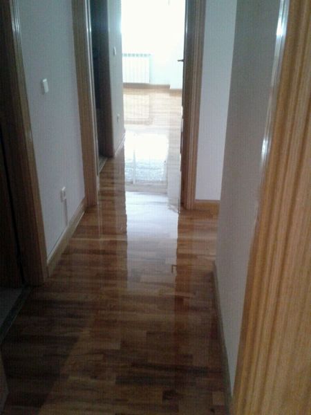 trabajo realizado en acabado brillo