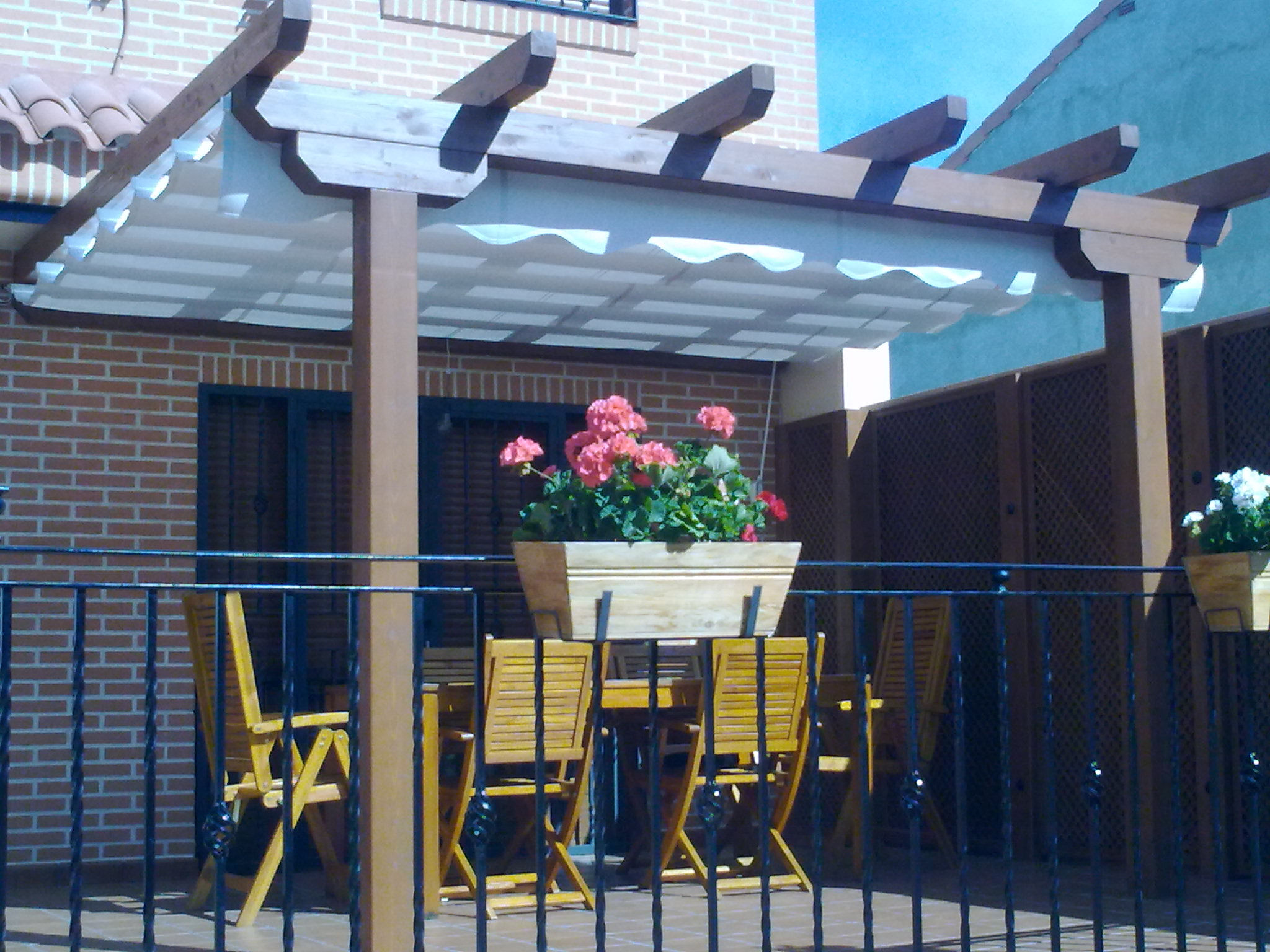  PERGOLA DE MADERA