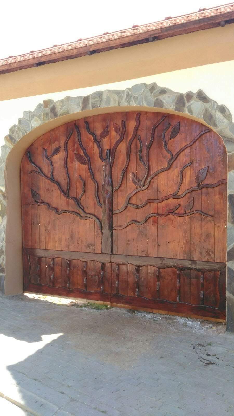 PUERTAS DE MADERA EXCLUSIVAS DISEÑO Y FABRICACION PROPIA