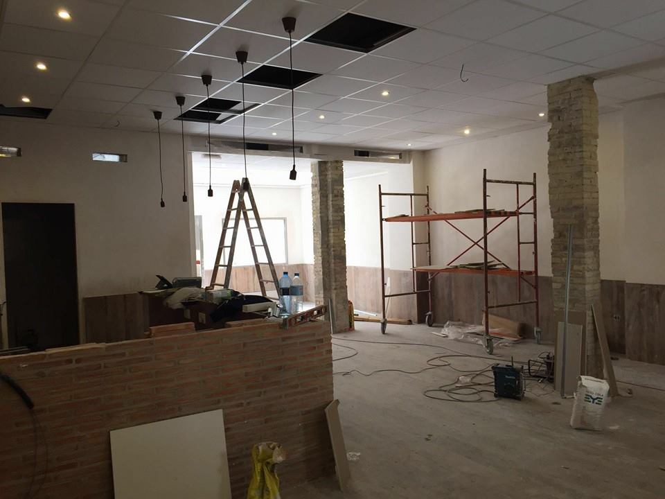 PROYECTO DE REFORMA Y ACONDICIONAMIENTO DE LOCAL
