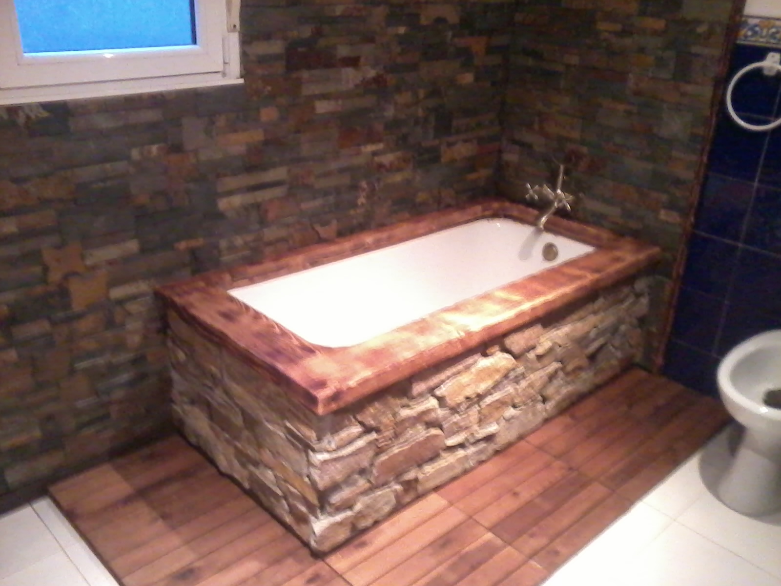 BAÑO RUSTICO